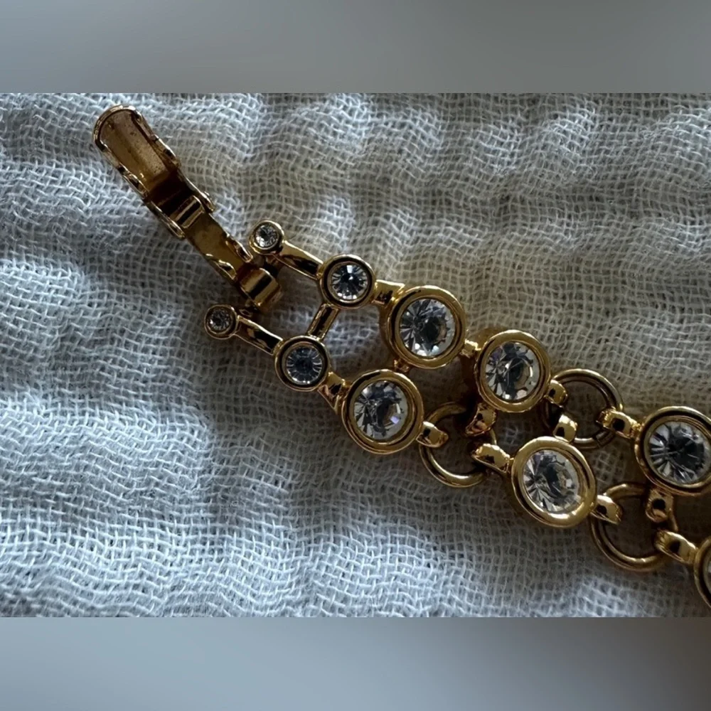 Swarovski ladies double crystal row tennis bracelet - Picture 5 of 7